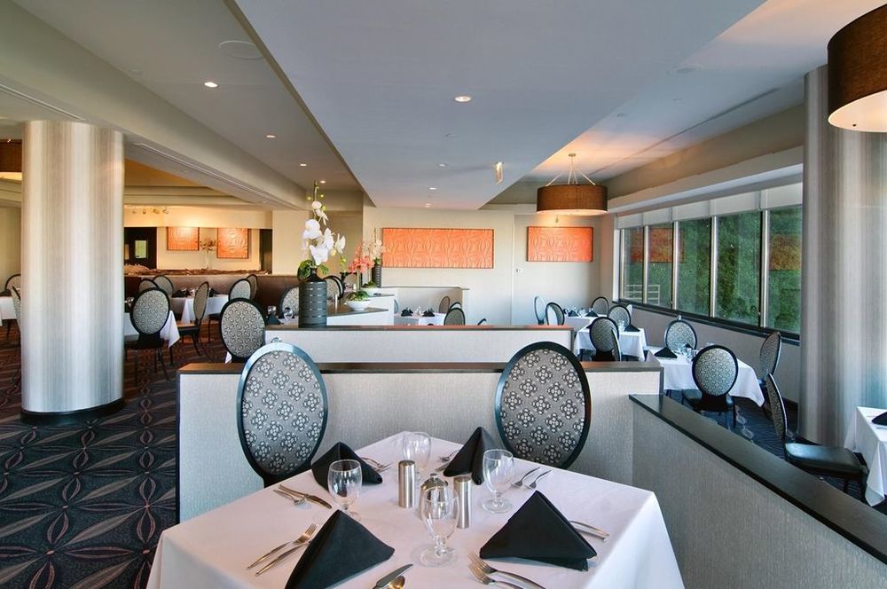 Hilton Charlotte University Place Restaurant foto